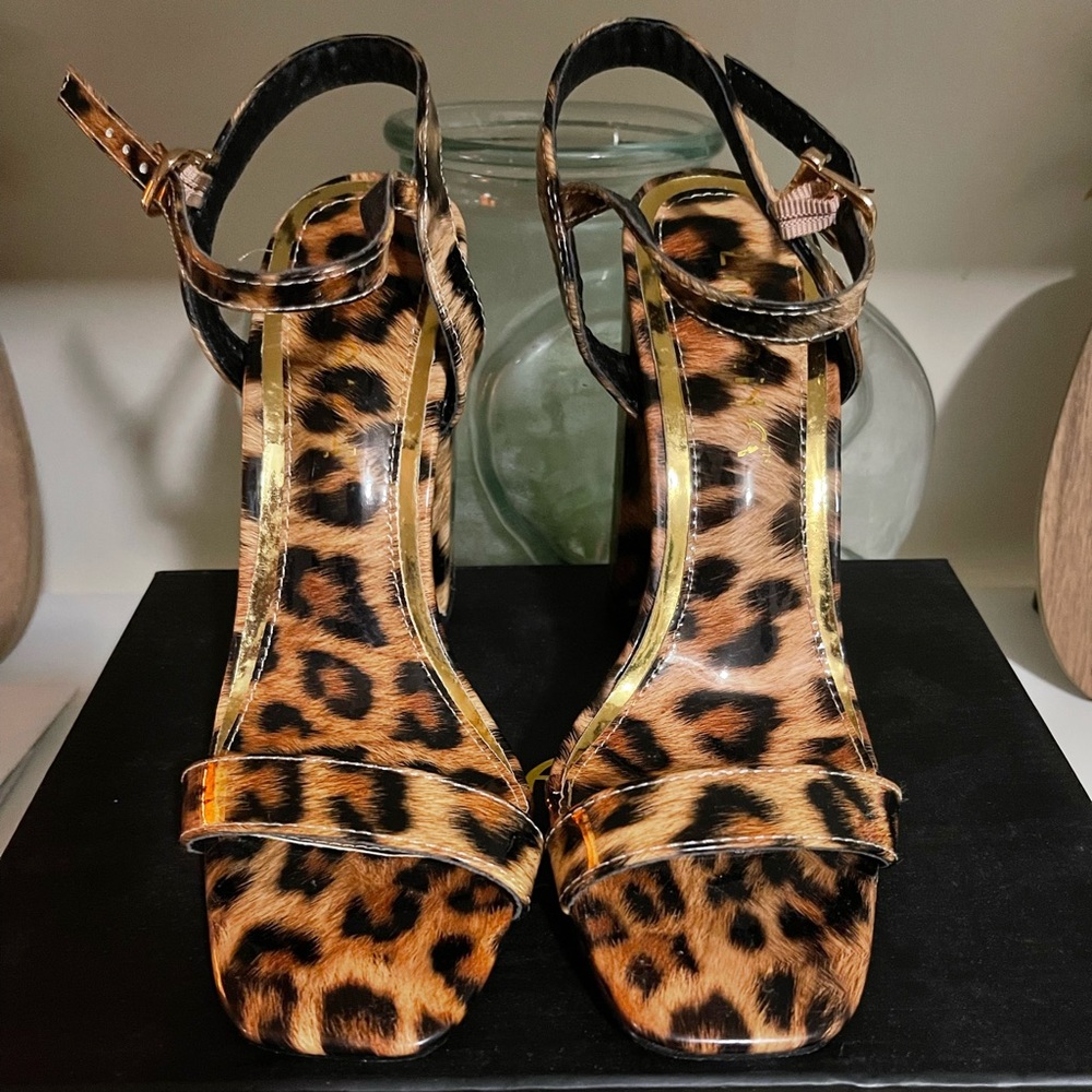 Leopard chunky heels